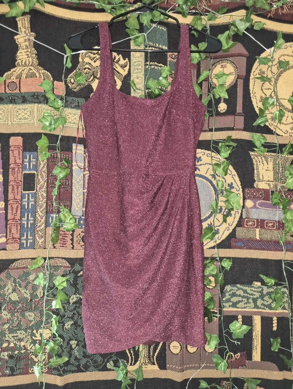 Sparkle Sheath Dress in Burgundy